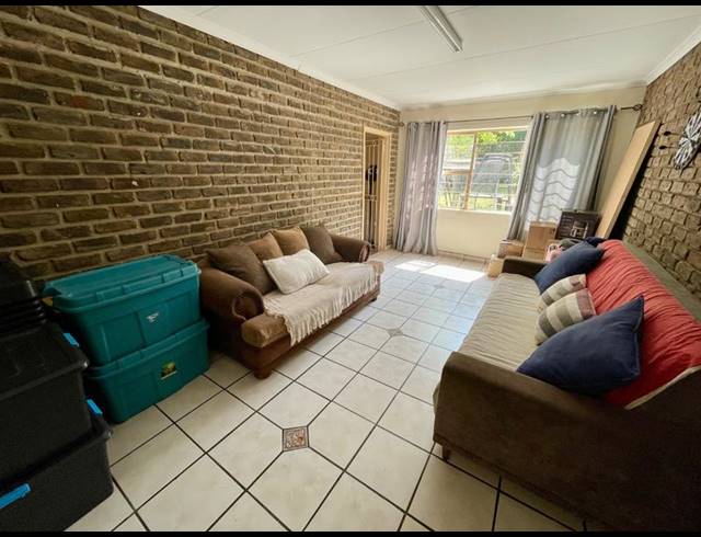 3 BEDROOM HOUSE FOR SALE IN KENMARE